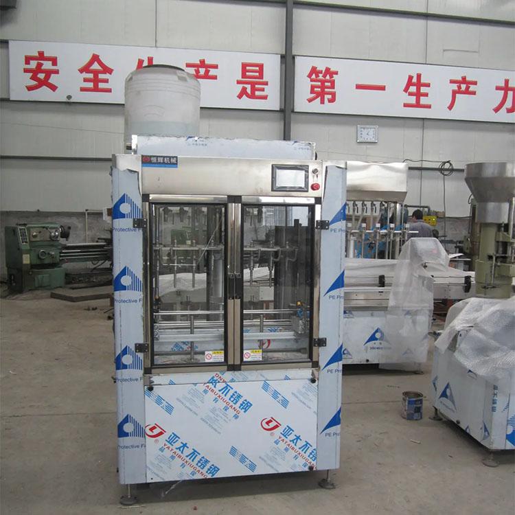 防蚊袪痱花露水生產(chǎn)設(shè)備 10噸化妝品加工設(shè)備