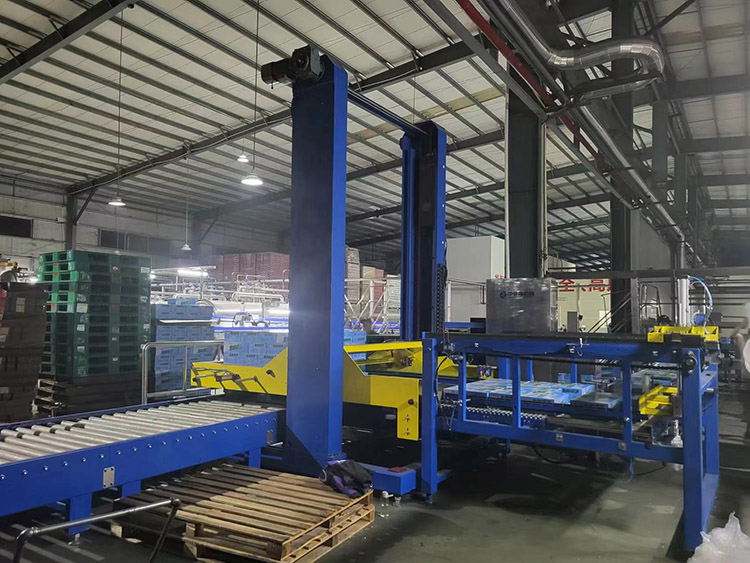 紙箱龍門(mén)架碼垛機(jī)